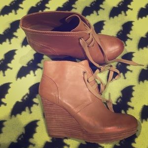 🍀 Lucky Brand Wedges 🍀